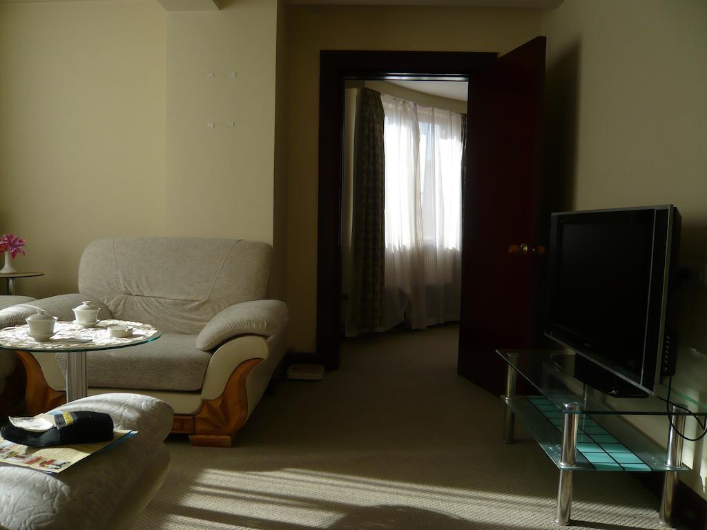 Gan Jin Hotel Tianjin Exterior photo